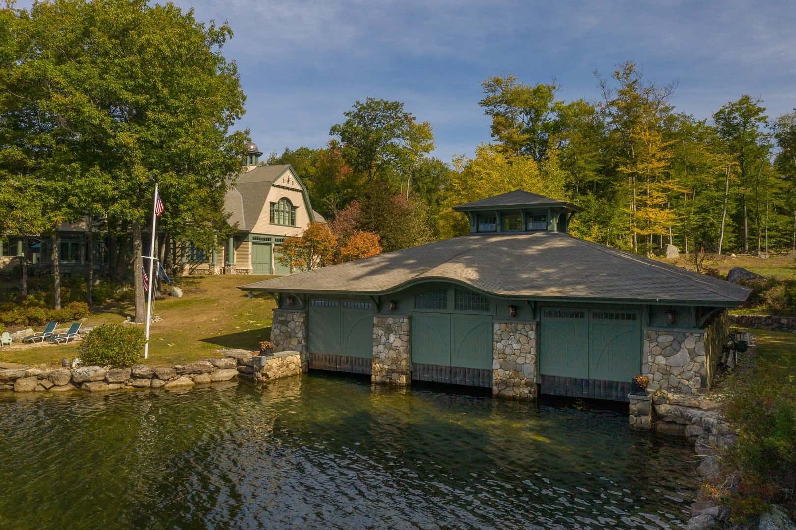 New Hampshire Luxury Homes