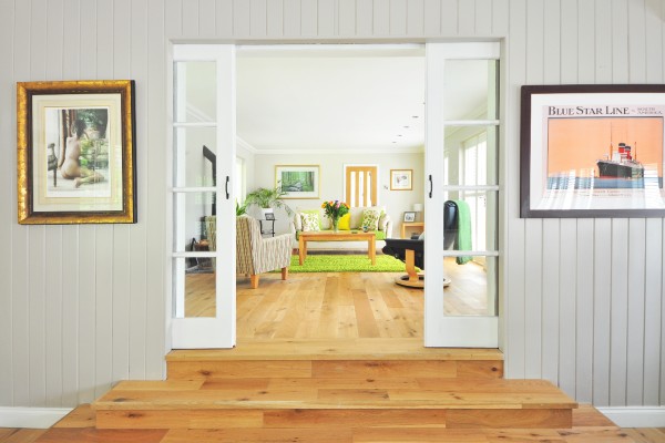 entryway to living room